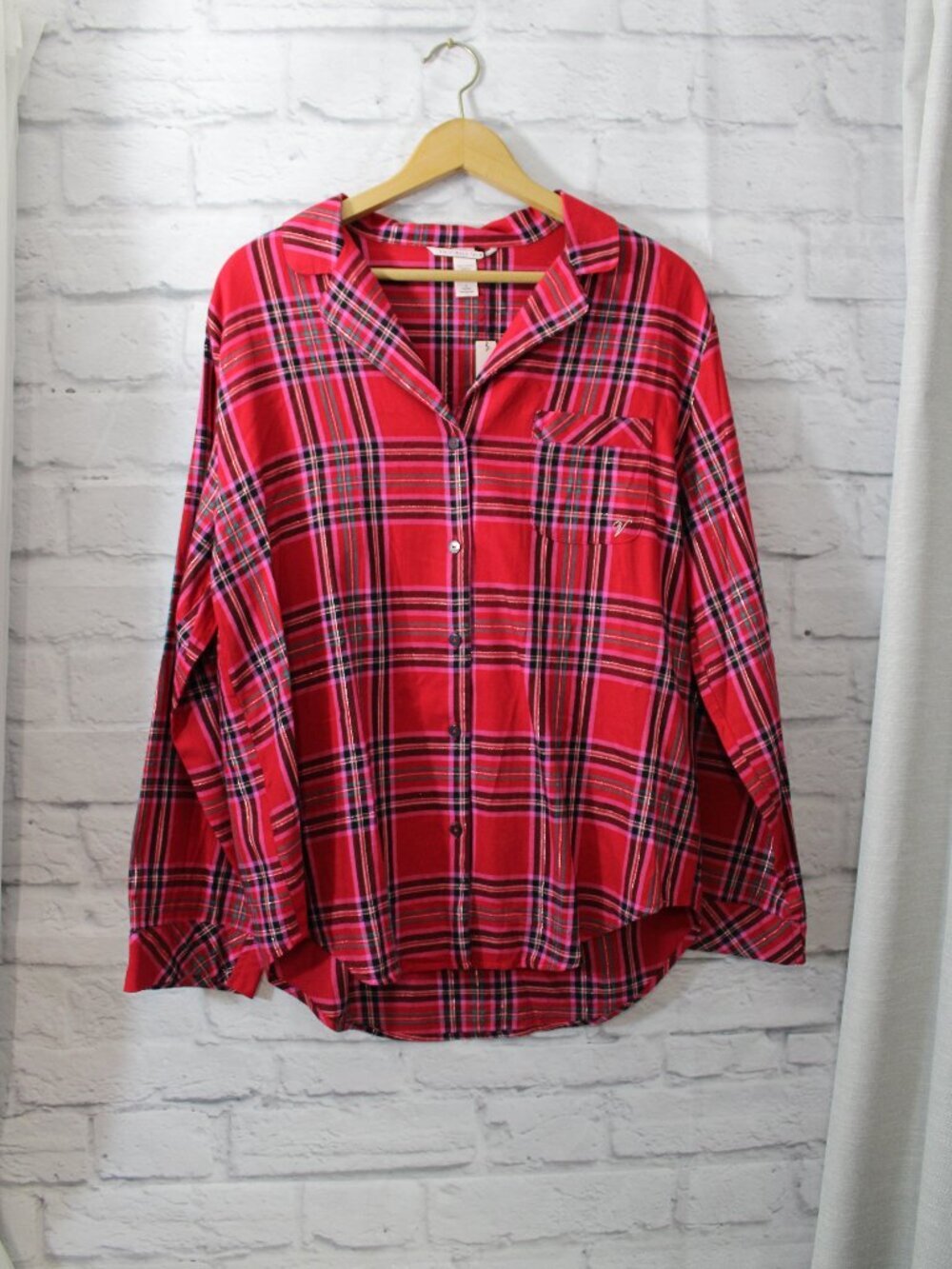Victoria's Secret Medium Red Metallic Button Front Longsleeve Plaid Pajama Top